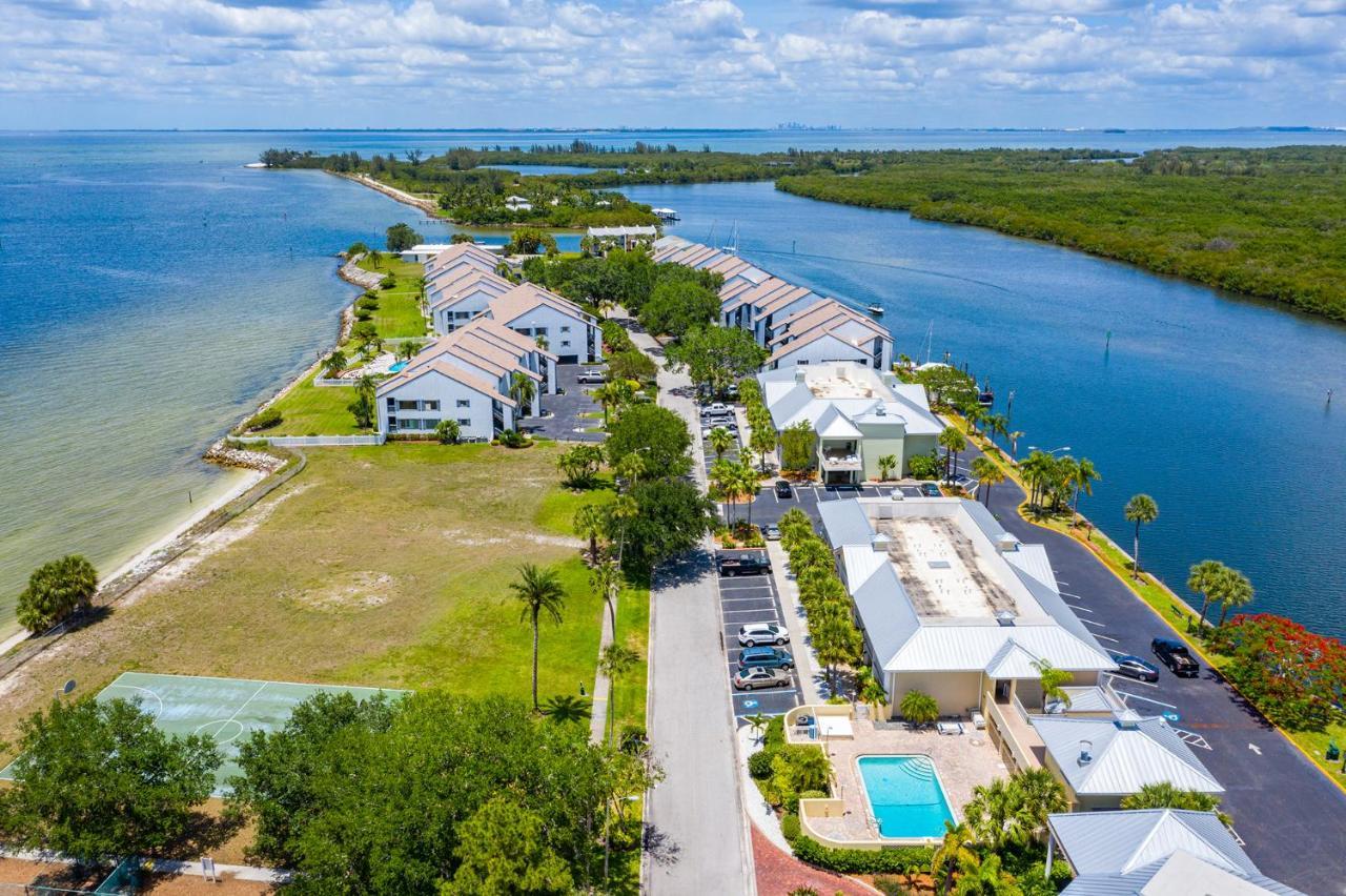 The Blue Lagoon Ruskin Exterior foto